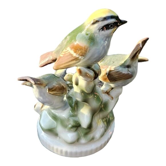 VTG Gerold Porzellan Firecrest Finches Porcelain Figurine - Picture 3 of 5